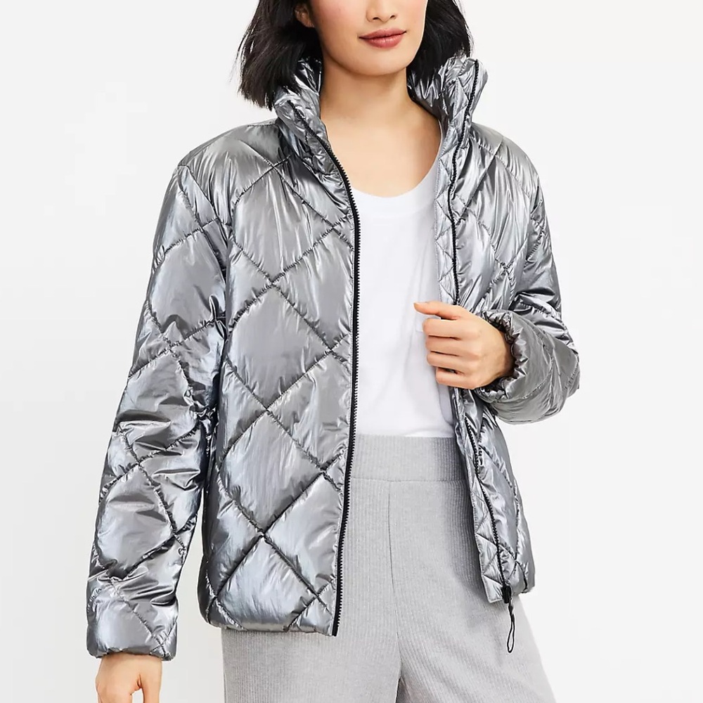 Lou & Grey Shimmer Quilted Puffer Jacket